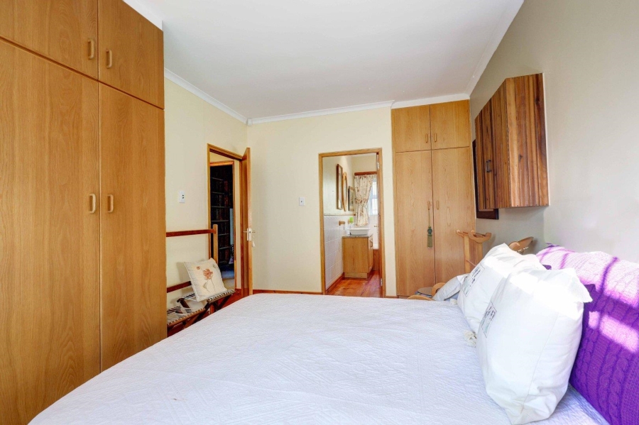 4 Bedroom Property for Sale in Van Riebeeckshof Western Cape